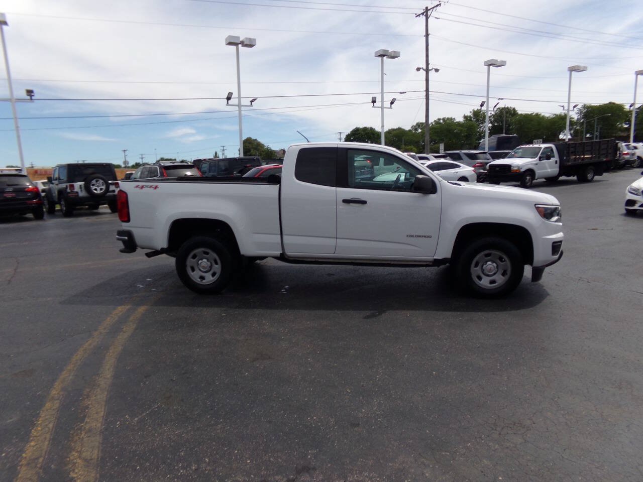 Used 2017 Chevrolet Colorado W/T w/ WT Convenience Package AWD/4WD image 5