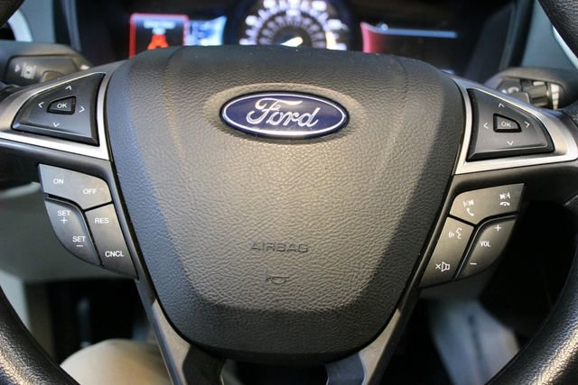 Used 2018 Ford Fusion SE FWD image 20