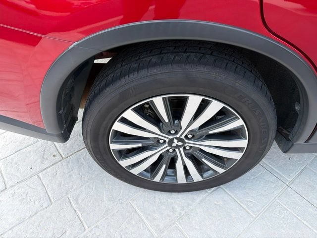 Used 2020 Mitsubishi Outlander SE FWD image 15