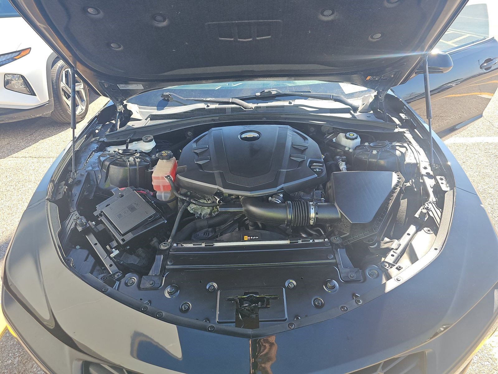 Used 2020 Chevrolet Camaro LT image 14