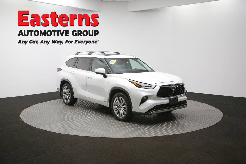Used 2024 Toyota Highlander Platinum AWD/4WD image 55