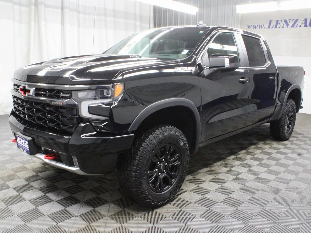 Used 2023 Chevrolet Silverado 1500 ZR2 w/ Technology Package image 6