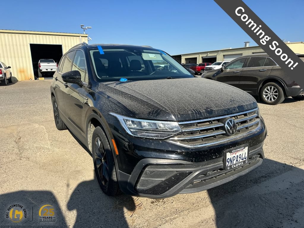 Used 2024 Volkswagen Tiguan SE