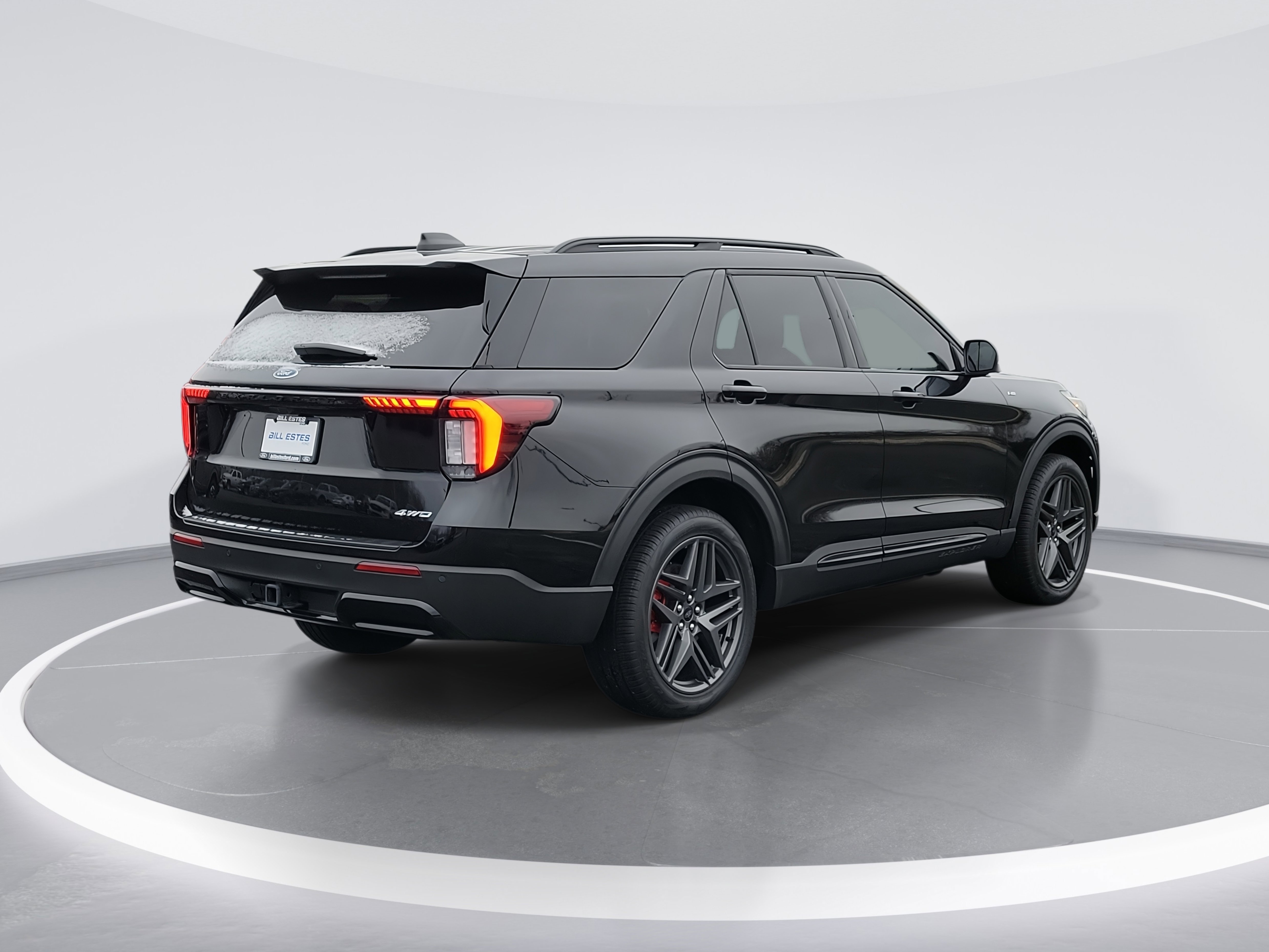 Certified 2025 Ford Explorer ST-Line w/ Premium Package image 3