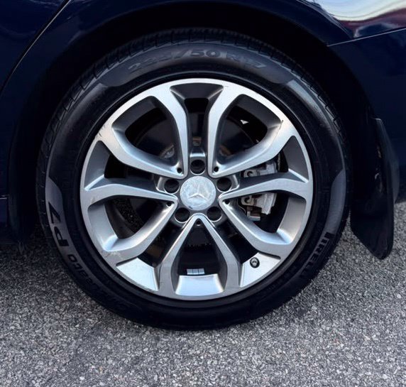 Used 2016 Mercedes-Benz C 300 4MATIC Sedan image 40