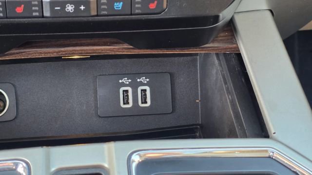 Used 2016 Ford F150 Lariat image 31