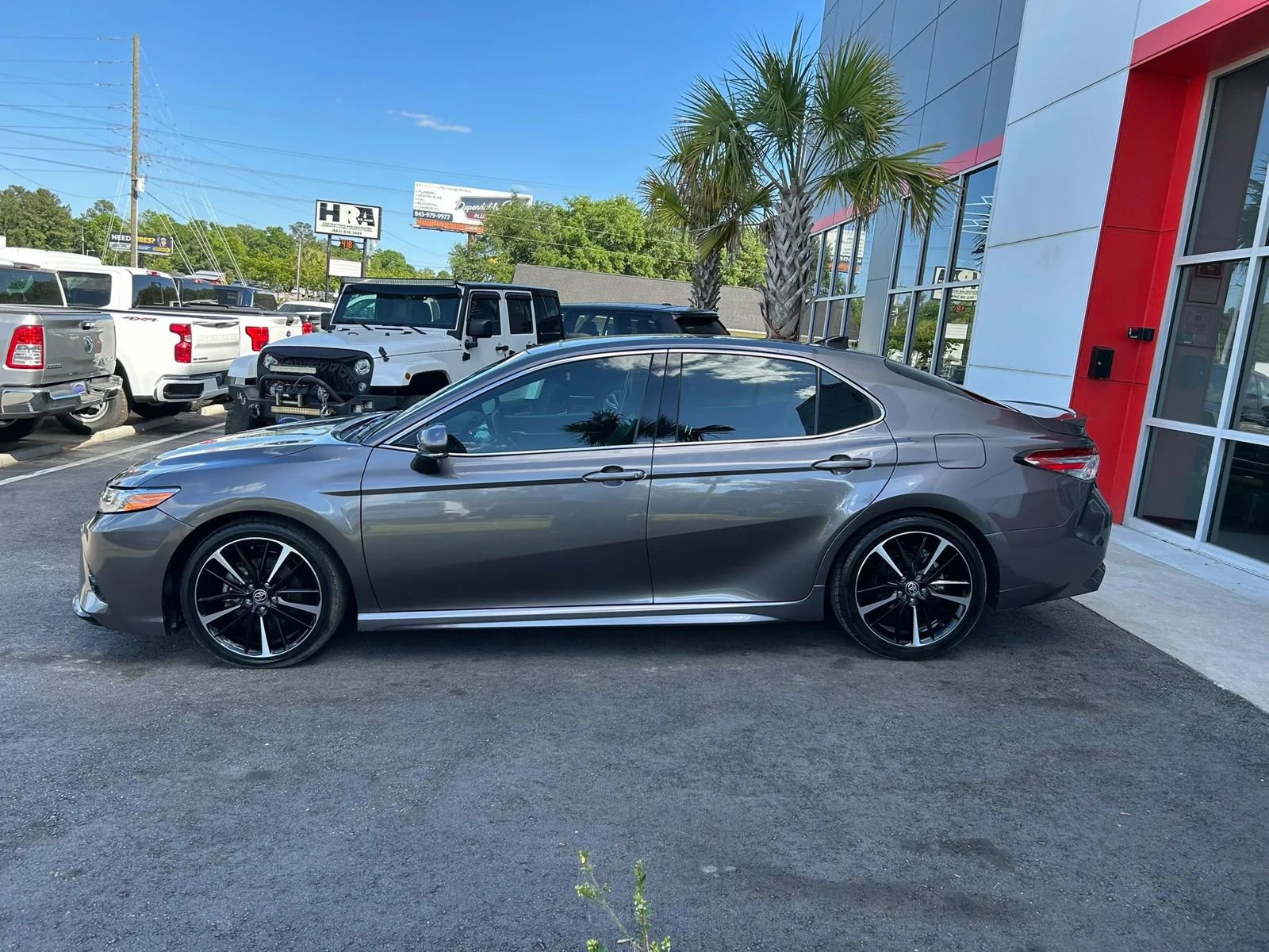 Used 2020 Toyota Camry XSE w/ Navigation Package FWD image 7