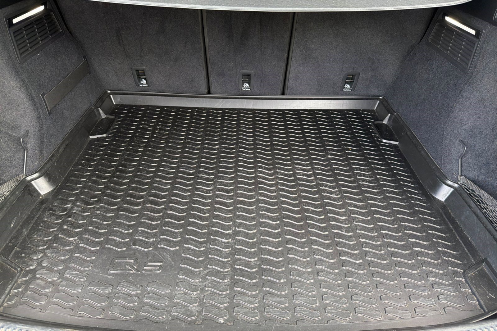 Used 2021 Audi Q5 Prestige w/ Prestige Package image 19