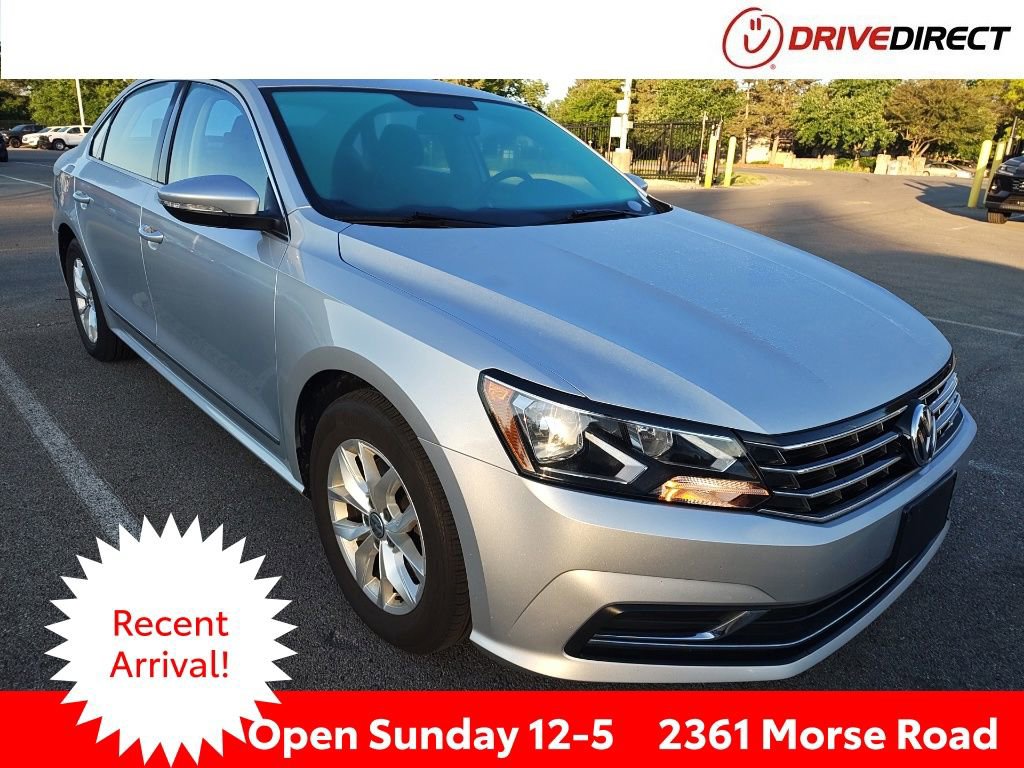 Used 2016 Volkswagen Passat 1.8T S FWD image 1