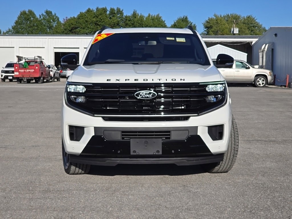 New 2025 Ford Expedition Max Platinum image 2