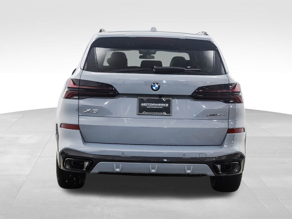 New 2026 BMW X5 xDrive40i w/ Executive Package image 4
