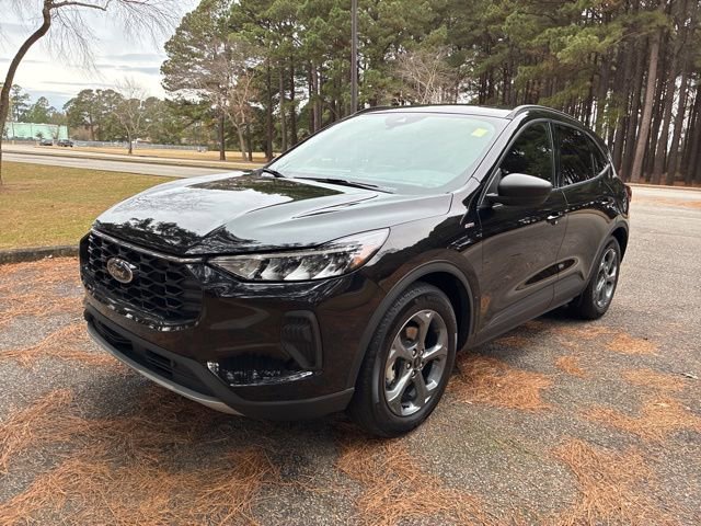 Used 2025 Ford Escape ST-Line image 7