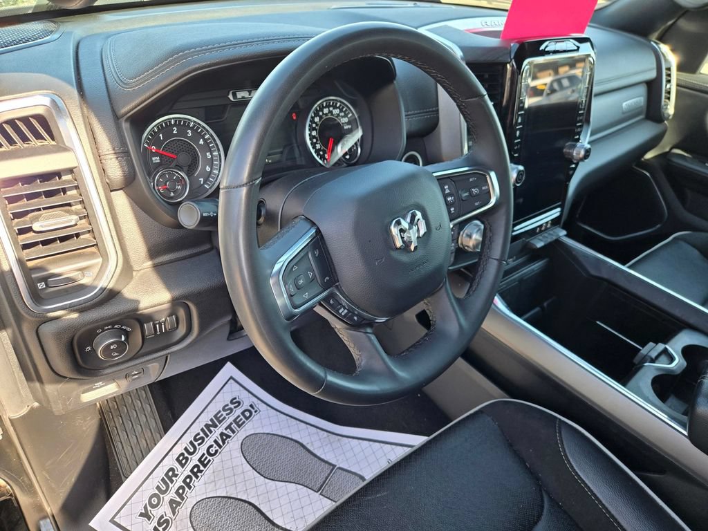 Used 2025 RAM 1500 Laramie AWD/4WD image 19