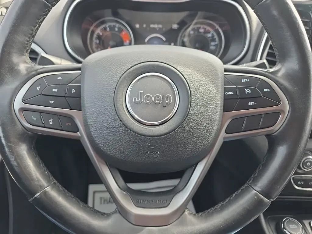 Used 2019 Jeep Cherokee Limited AWD/4WD image 21