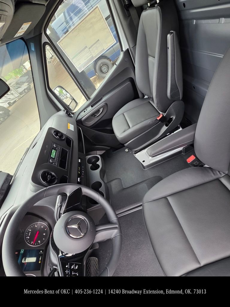New 2026 Mercedes-Benz Sprinter 2500 image 10