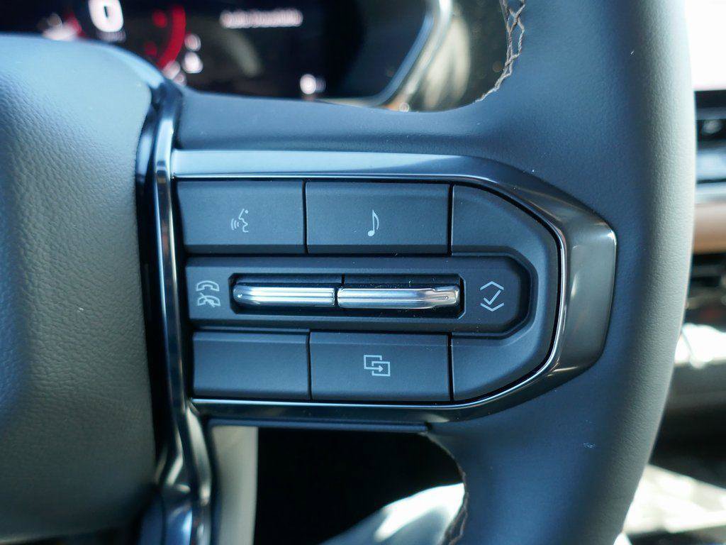 New 2026 GMC Canyon AT4 w/ Nightfall Essentials Package AWD/4WD image 16