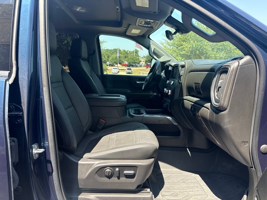 Used 2022 GMC Sierra 2500 Denali w/ Denali Ultimate Package AWD/4WD image 11
