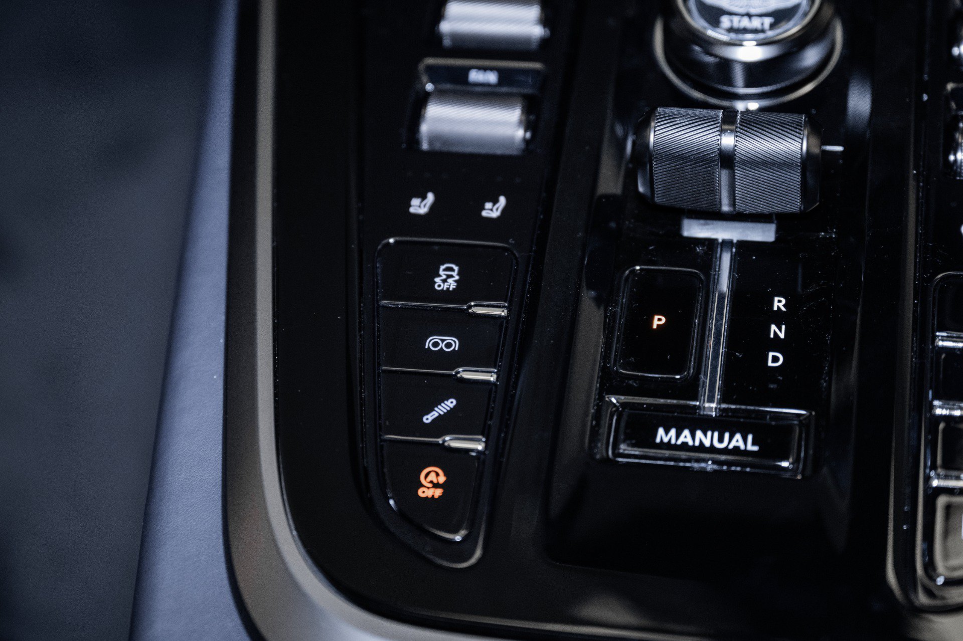 New 2025 Aston Martin DBX 707 AWD/4WD image 43