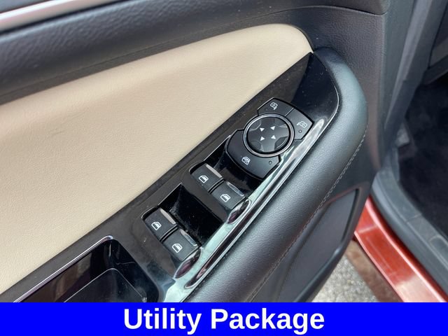 Used 2016 Ford Edge SEL w/ Equipment Group 201A AWD/4WD image 11