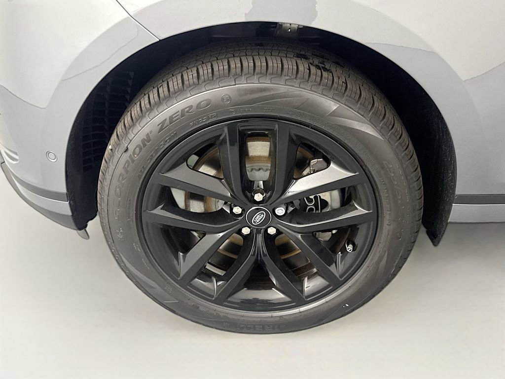 New 2026 Land Rover Range Rover Velar S image 30