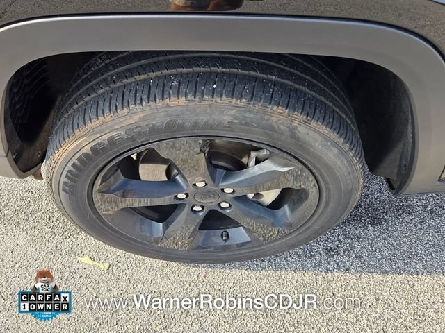 Used 2025 Jeep Grand Cherokee L Altitude AWD/4WD image 20
