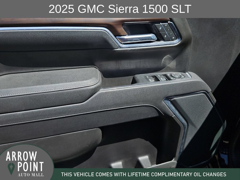 Used 2025 GMC Sierra 1500 SLT RWD image 21