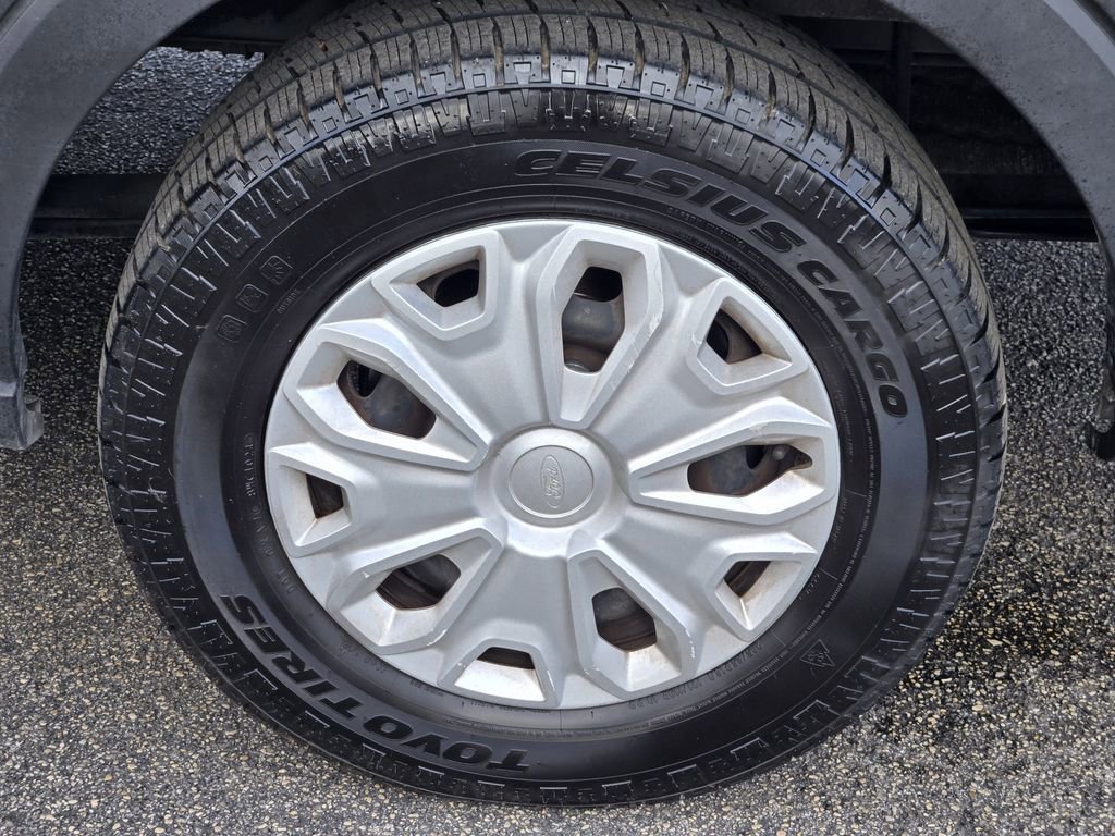 Used 2022 Ford Transit 350 XLT RWD image 9