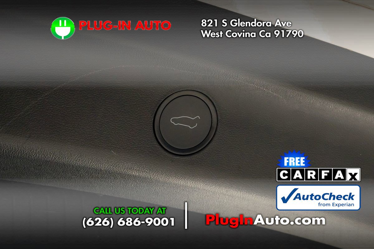 Used 2021 Tesla Model Y Long Range AWD/4WD image 16