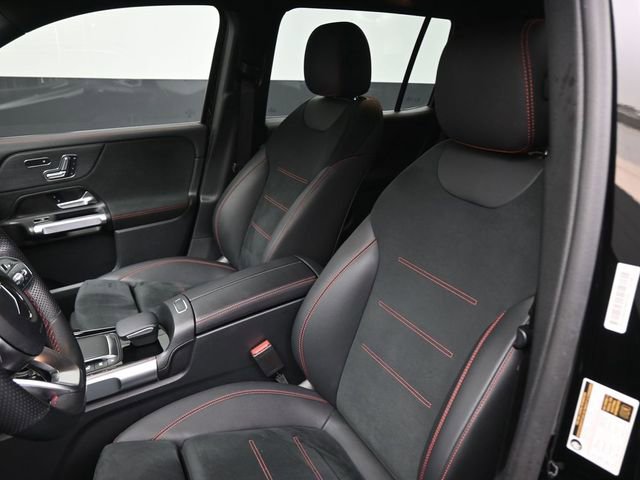 Certified 2023 Mercedes-Benz GLB 250 image 33