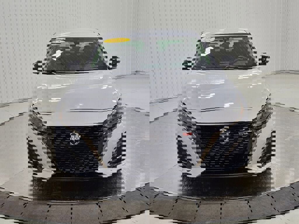 Used 2024 Nissan Altima 2.5 SR image 8