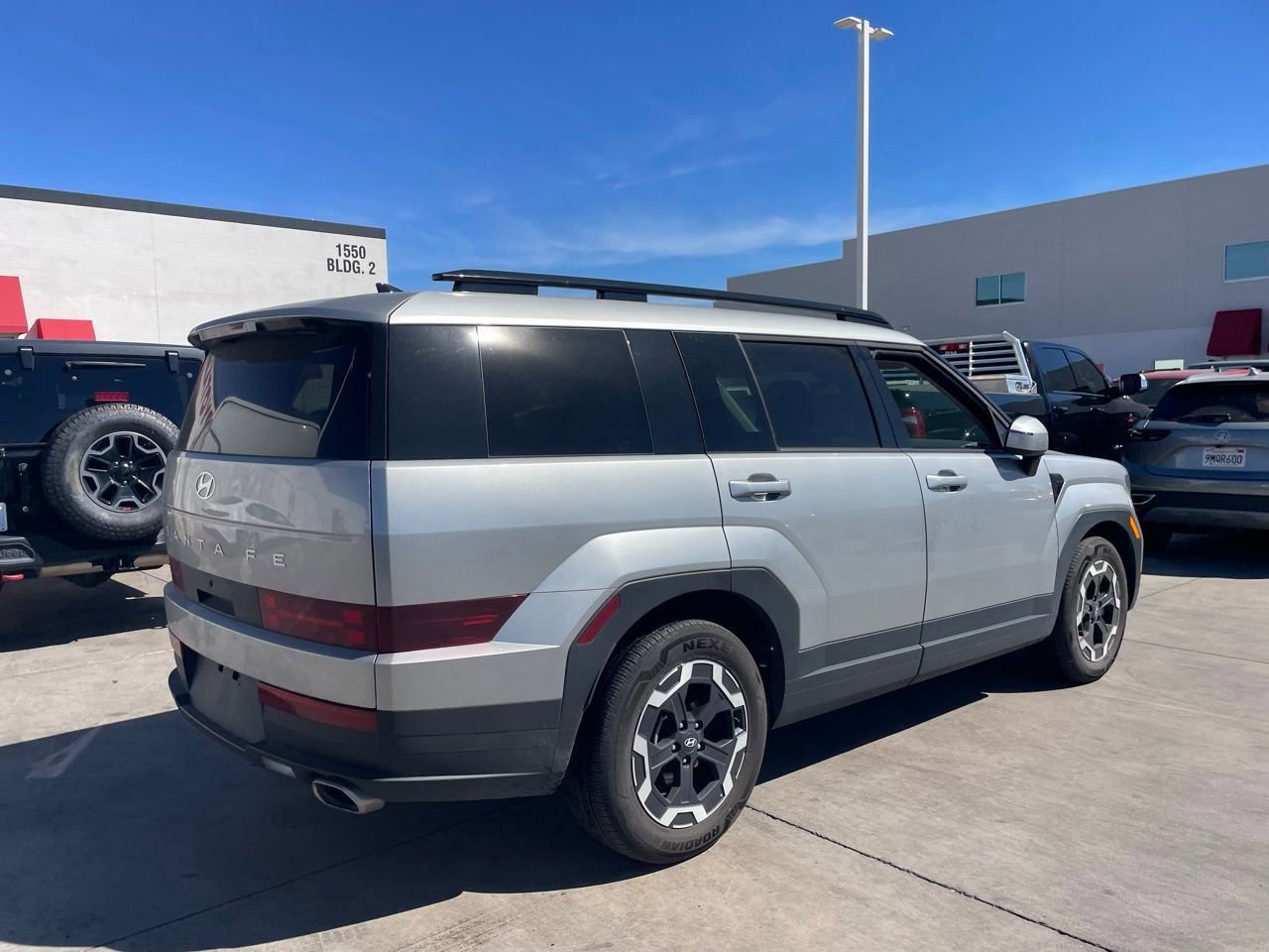 Used 2025 Hyundai Santa Fe SEL image 2