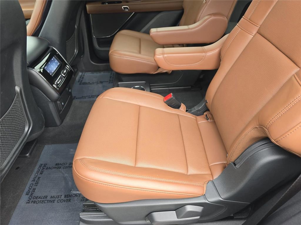 Used 2023 Lincoln Aviator Reserve w/ Elements Package Plus image 17
