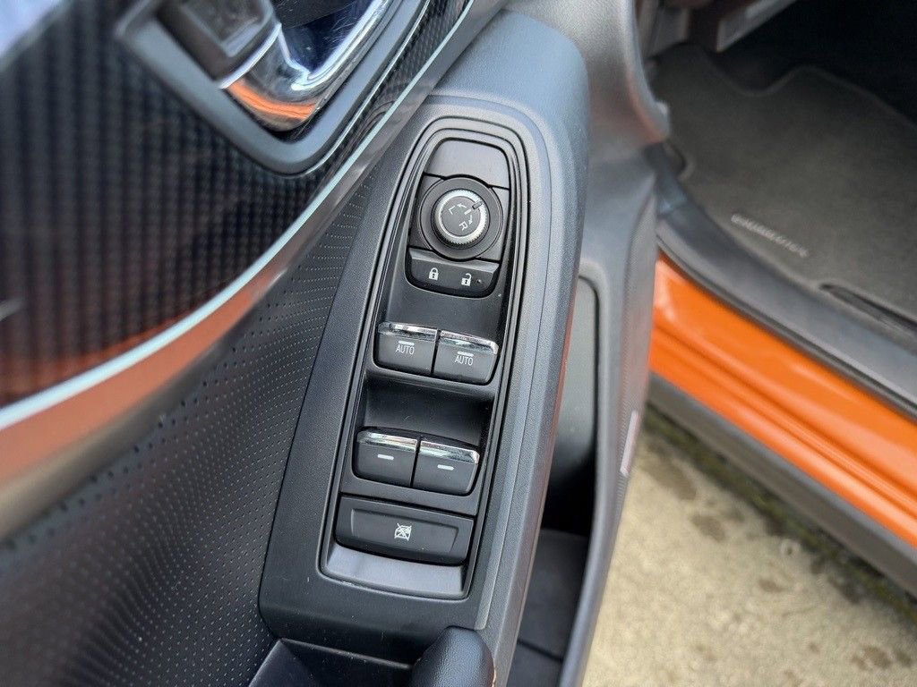 Used 2019 Subaru Crosstrek 2.0i Limited w/ Moonroof Package w/Navigation image 12