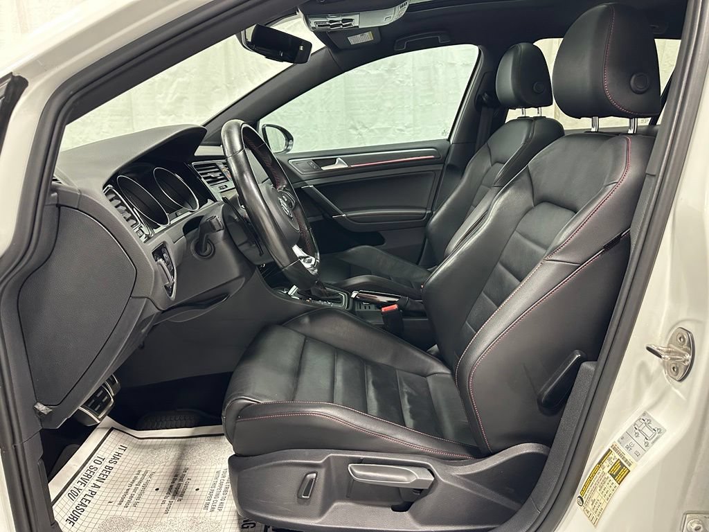 Used 2020 Volkswagen GTI SE FWD image 14