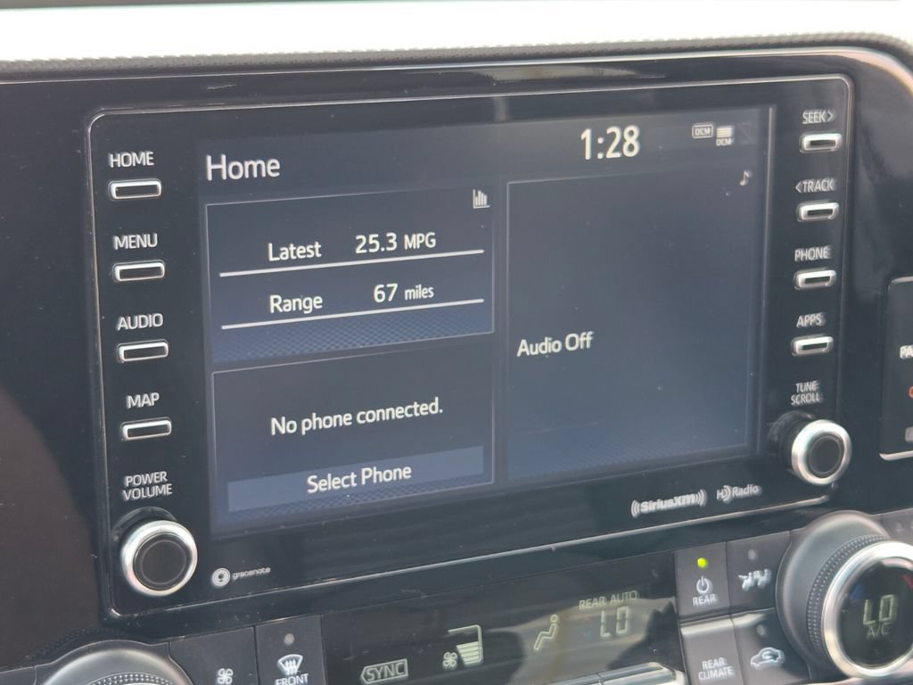 Used 2022 Toyota Highlander XSE FWD image 22