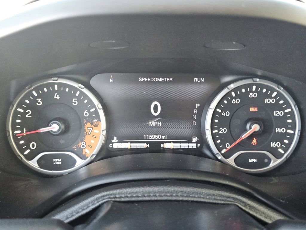 Used 2017 Jeep Renegade Trailhawk AWD/4WD image 29