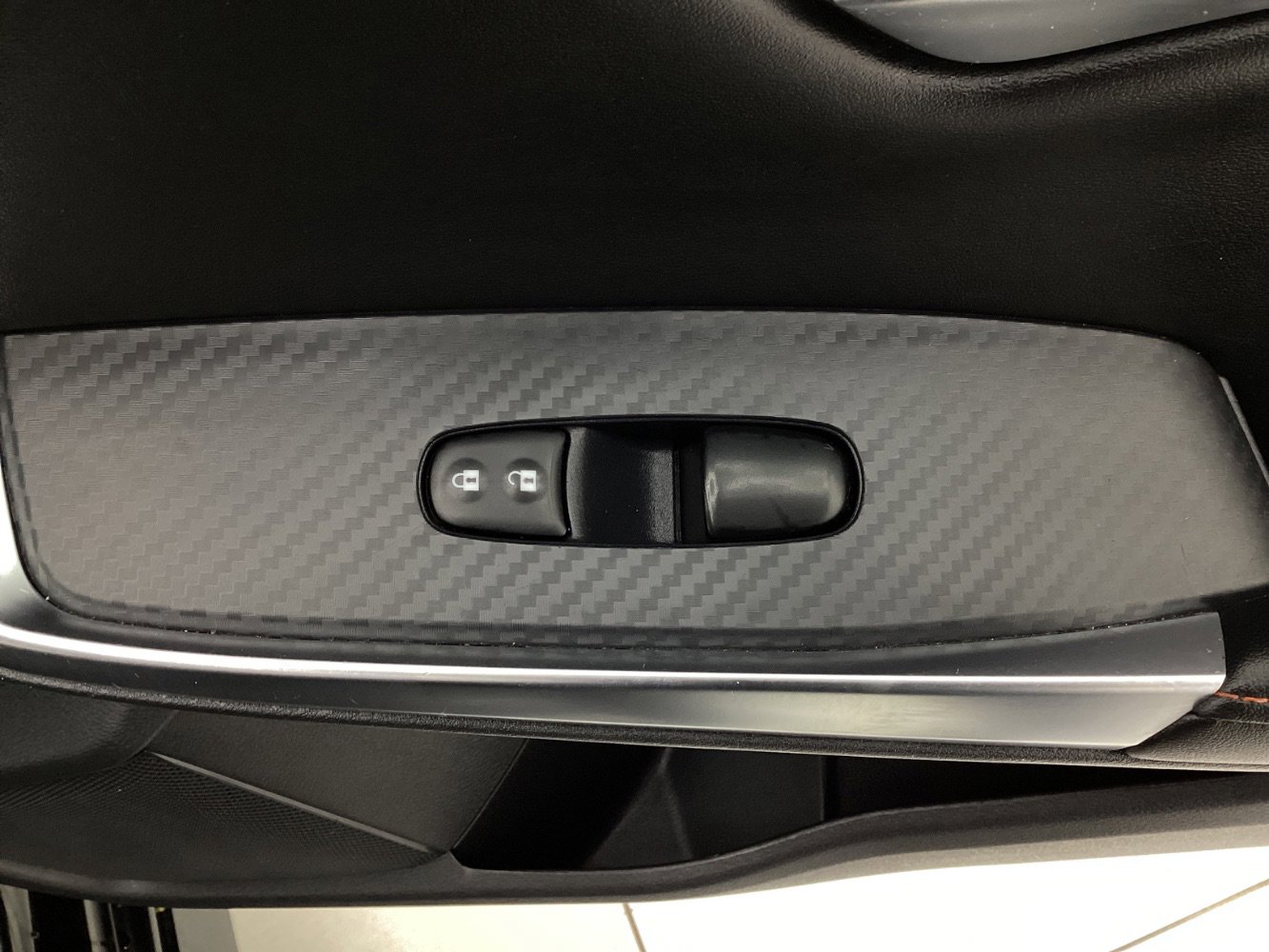 Used 2025 Nissan Sentra SR image 38