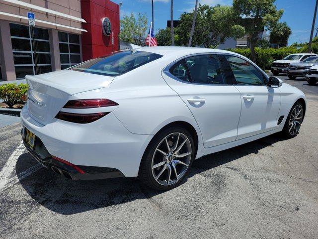 Used 2023 Genesis G70 2.0T RWD image 7