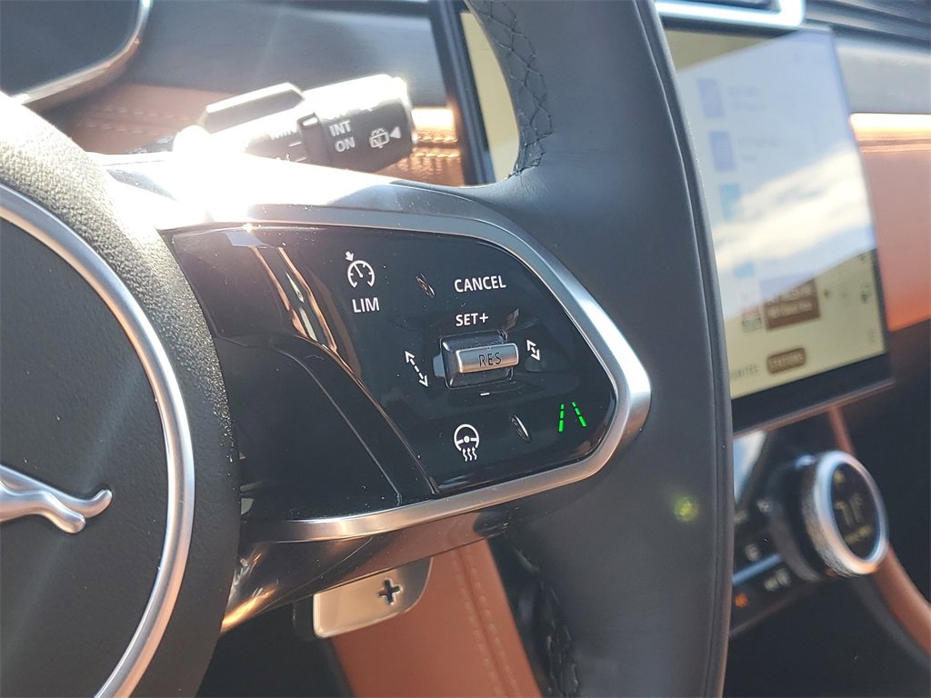 New 2026 Jaguar F-PACE R-Dynamic S image 16