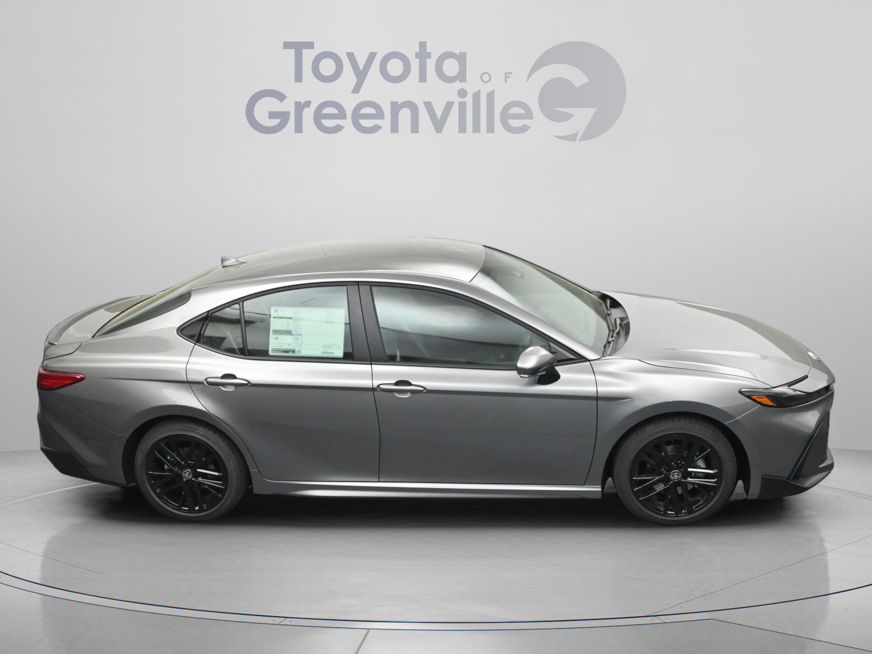 New 2026 Toyota Camry SE FWD image 17