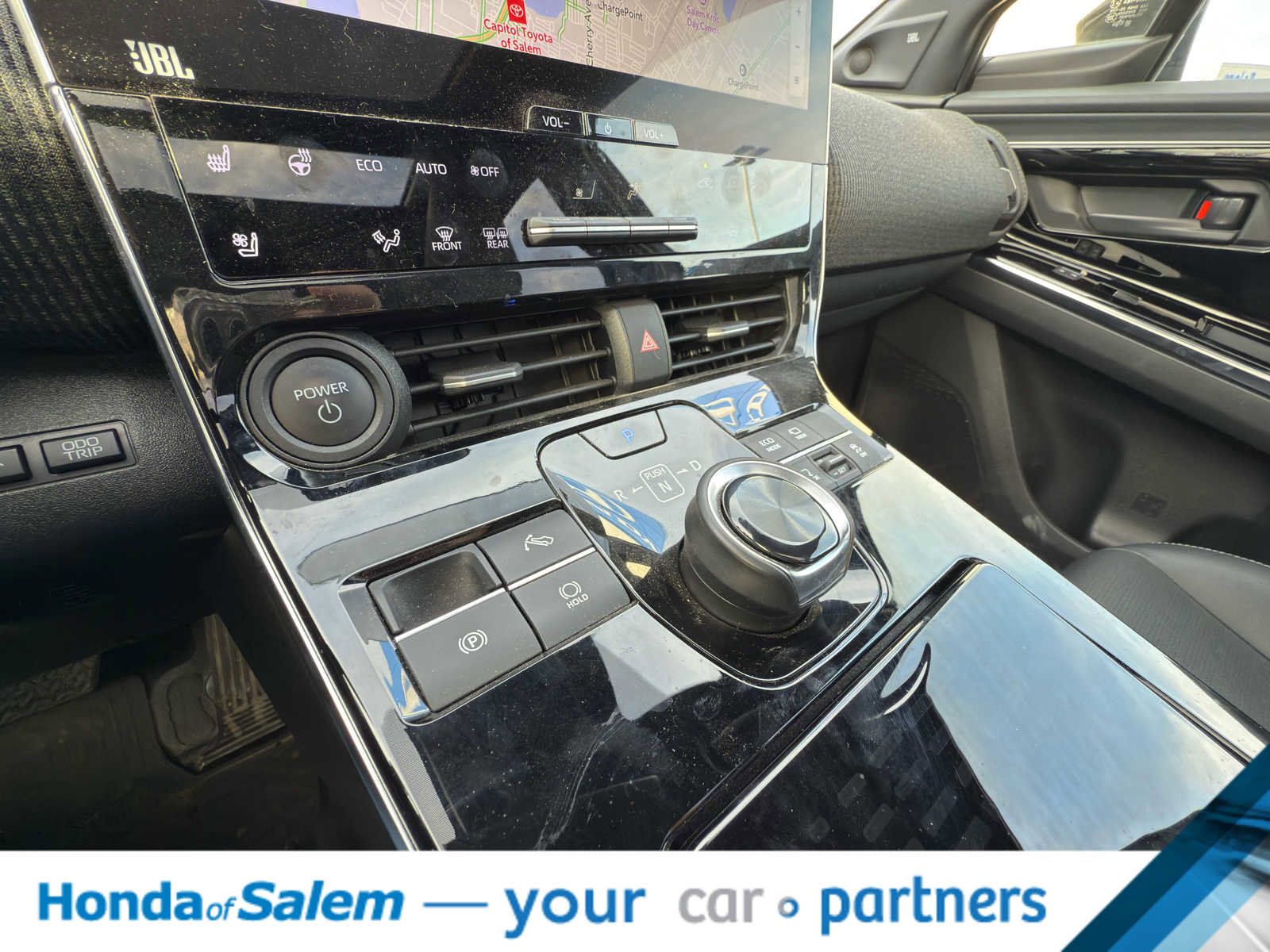 Used 2023 Toyota bZ4X Limited image 19