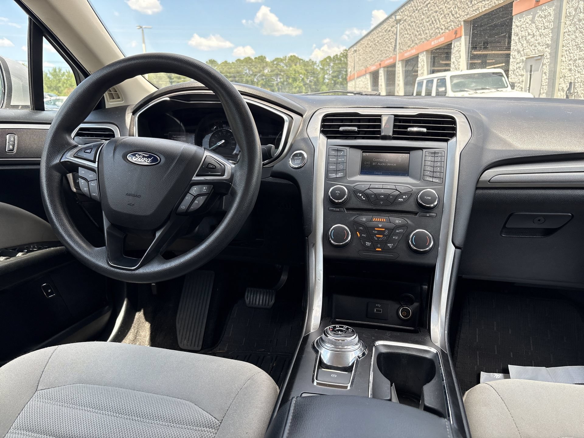 Certified 2018 Ford Fusion S FWD image 3