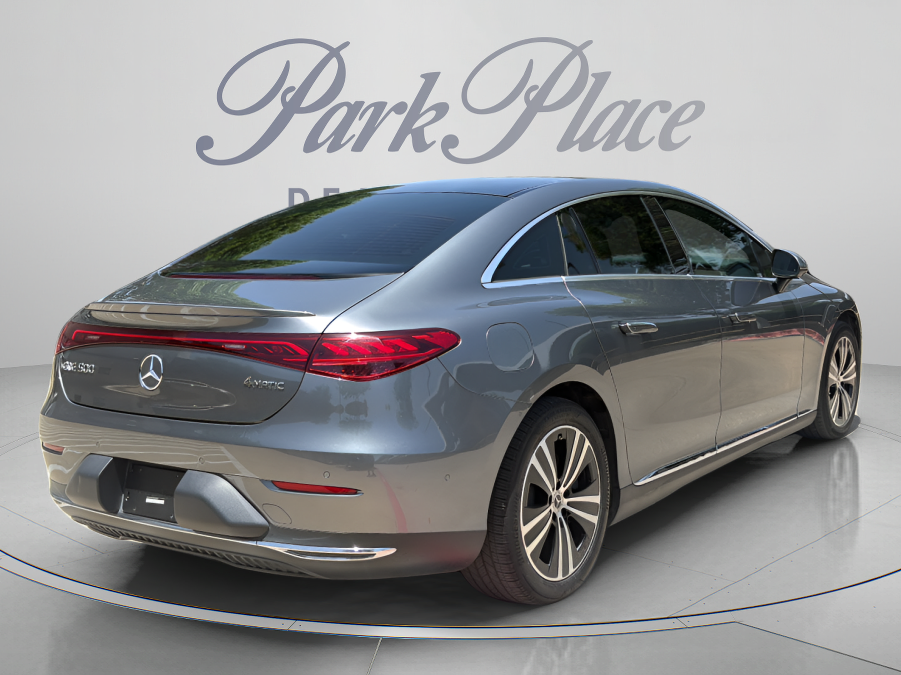 Used 2023 Mercedes-Benz EQE 500 4MATIC Sedan w/ Exclusive Trim Package image 5