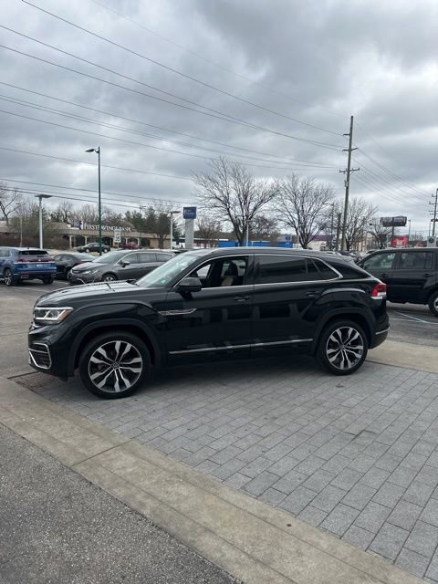 Used 2023 Volkswagen Atlas Cross Sport SEL Premium R-Line image 14