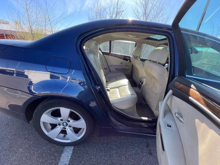 Used 2008 BMW 528xi Sedan AWD/4WD image 26