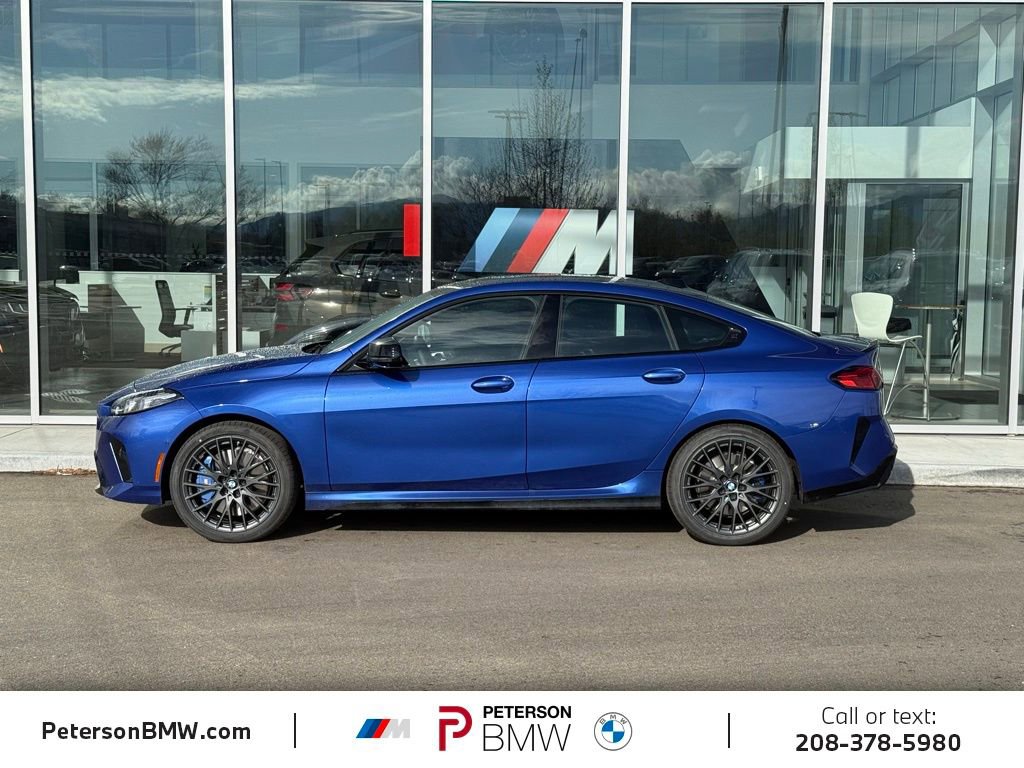 Used 2025 BMW M235i xDrive AWD/4WD image 2