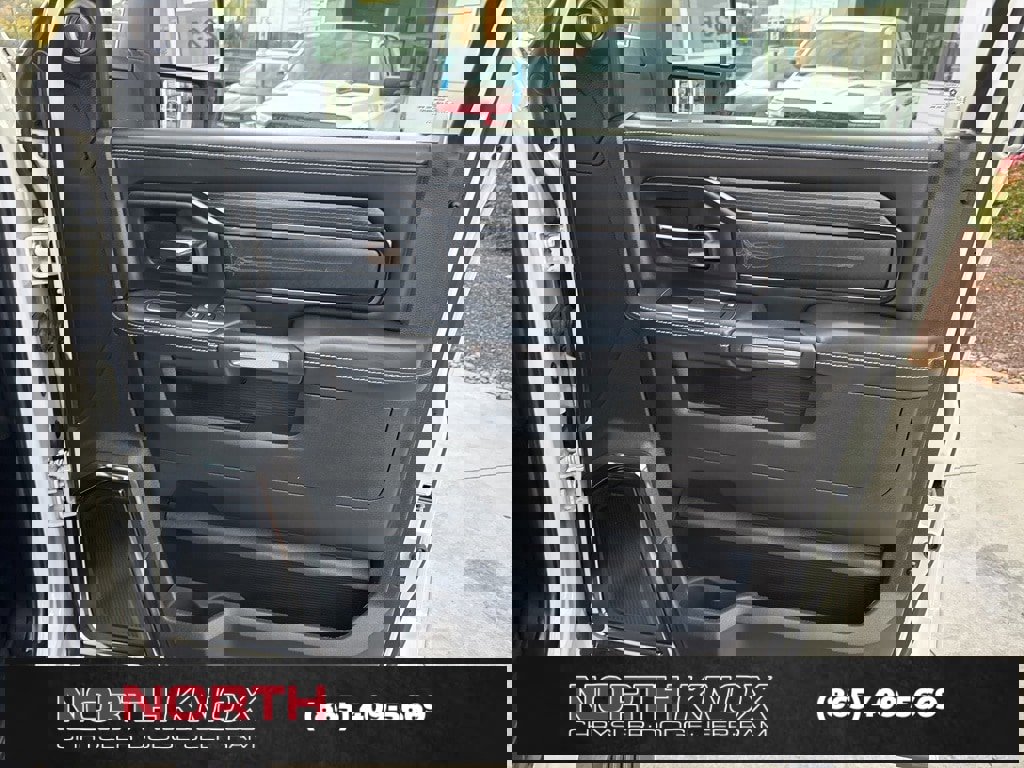 Used 2024 RAM 3500 Limited image 36