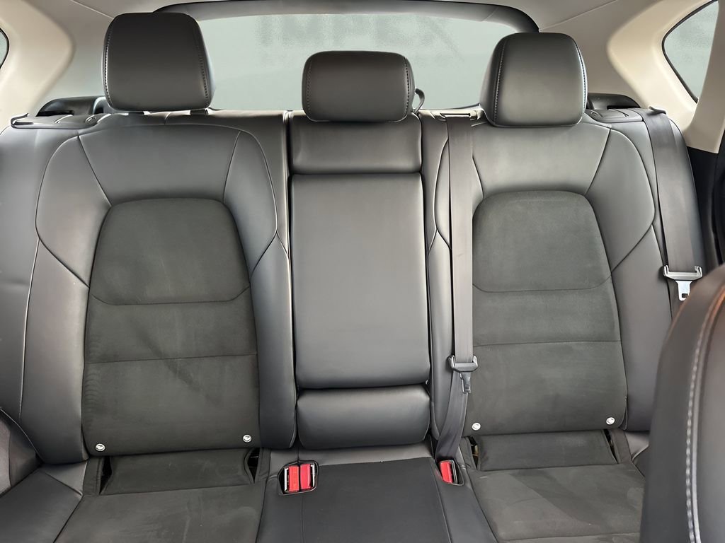 Used 2020 MAZDA CX-5 Touring image 11