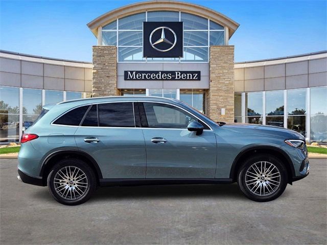 Certified 2026 Mercedes-Benz GLC 300 4MATIC image 5
