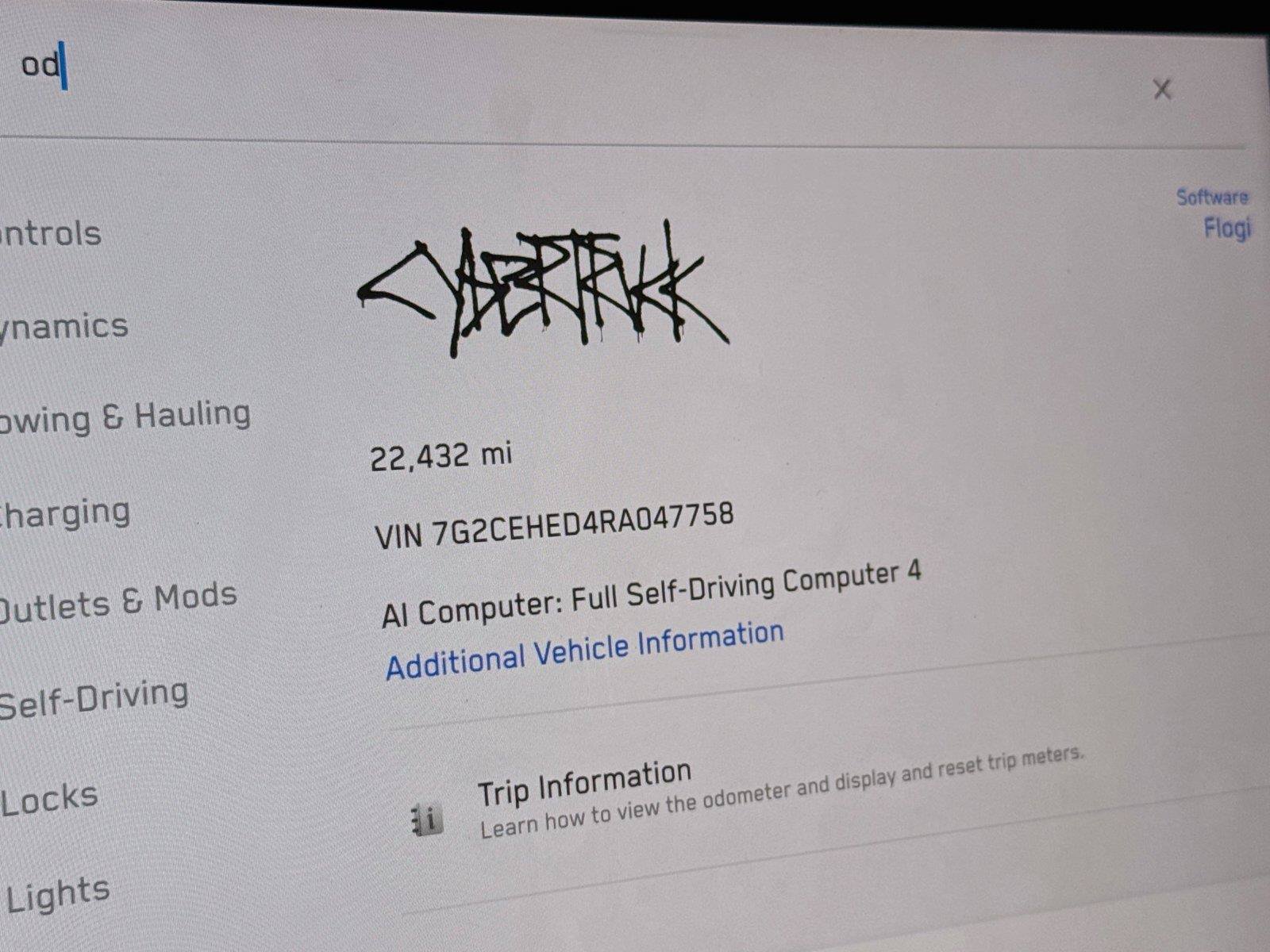 Used 2024 Tesla Cybertruck AWD Crew Cab image 15